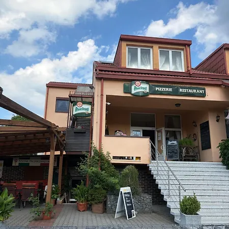 Pizzerie Osicko Pensión Bystřice pod Hostýnem