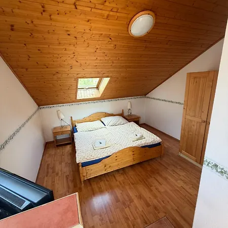 Pizzerie Osicko Gæstehus 3*
